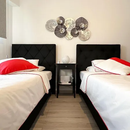 Albert's Center 101 Apartment *